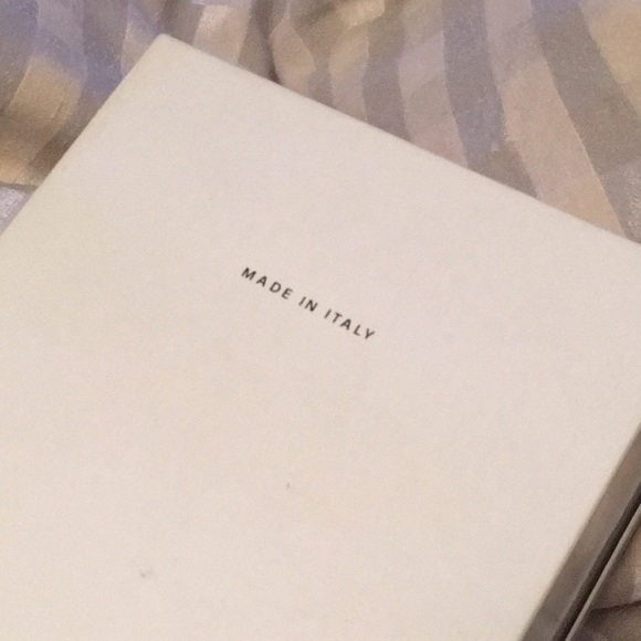 MANOLO BLAHNIK® Gold Coin Beaded Damask Sandal 36 - Picture 10 of 10